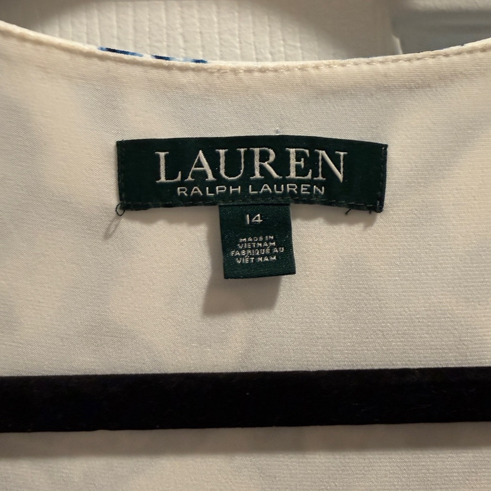 Ralph Lauren Elegant Blue and White Paisley Dress with Wrap - Picture 3 of 5